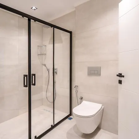Verula City 4*