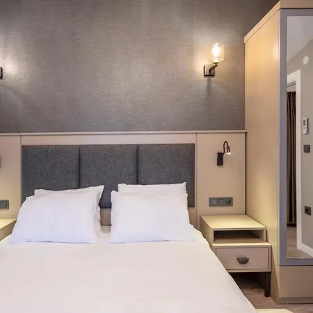Verula City 4*
